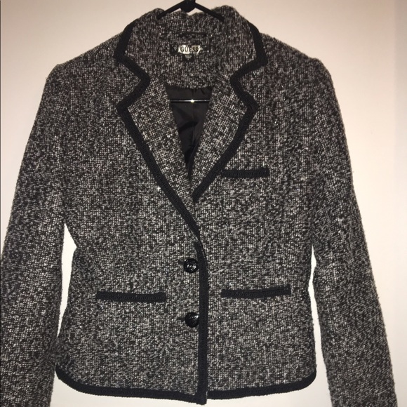 Guess cool blazer ✂️soon✂️Open for trade or offers - Picture 2 of 8